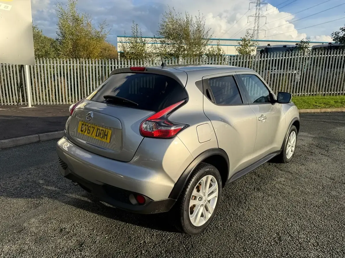Used Nissan Juke N-Connecta 2017 Silver SUV