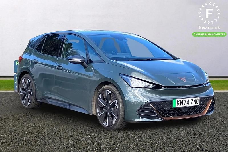 Usado Cupra Born e-Boost 239 kW (326 HP) 2024 Verde Citadino