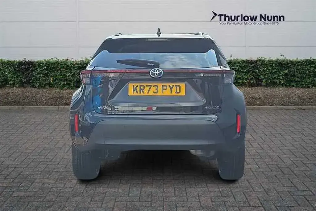 Used Toyota Yaris Cross 116 HP (85 kW) 2023 Black SUV