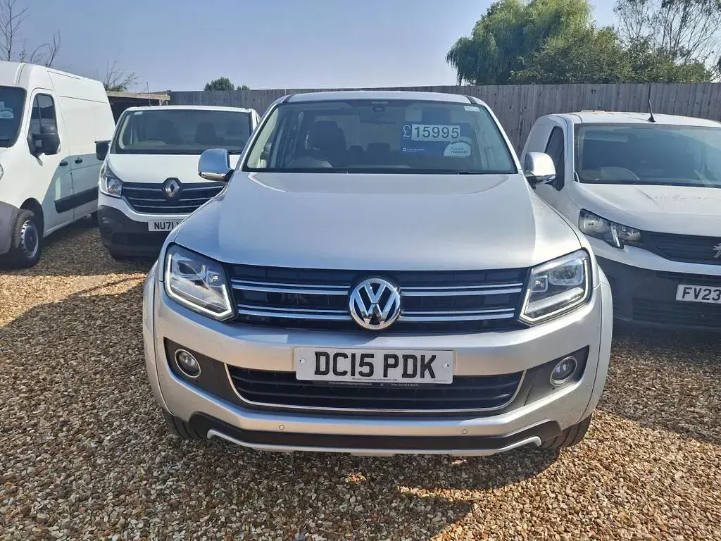 Used VW Amarok Ultimate 180 HP (132 kW) 2015 Silver Pickup