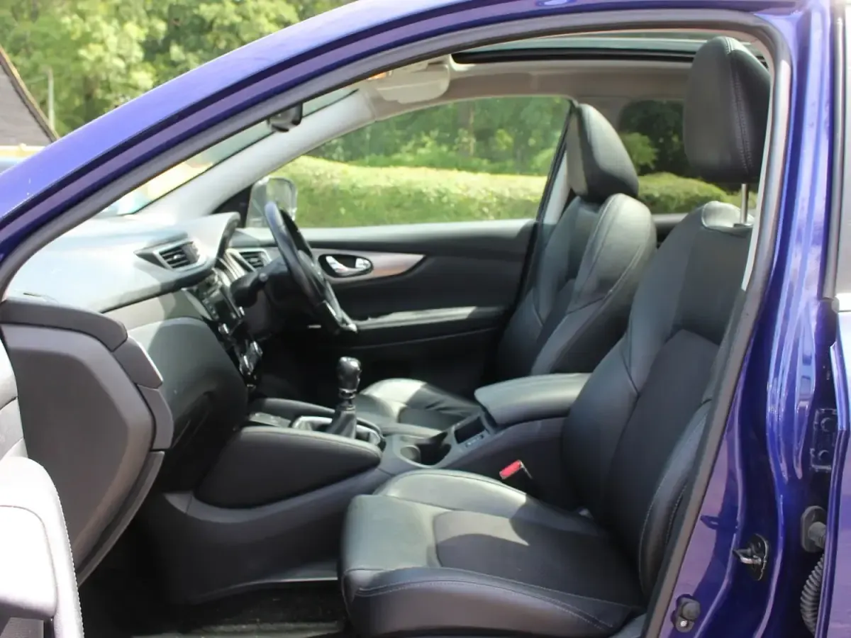 Used Nissan Qashqai N-Connecta 2018 Blue SUV