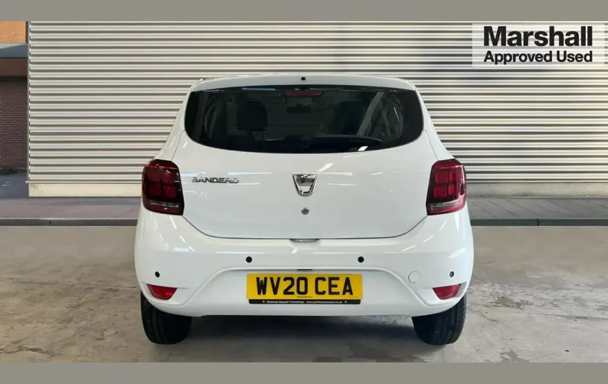 Used Dacia Sandero Comfort 73 HP (53 kW) 2020 White Hatchback