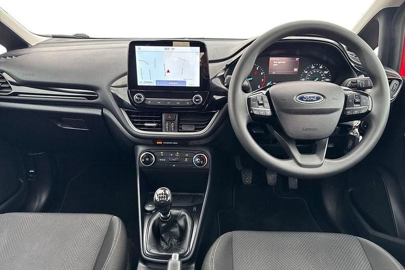 Usado Ford Fiesta Trend 100 HP (73 kW) 2022 Vermelho Citadino