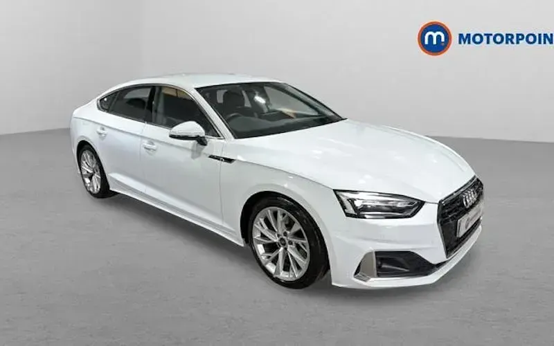 Begagnad Audi A5 Sportback Sport 150 HK (110 kW) 2024 Halvkombi