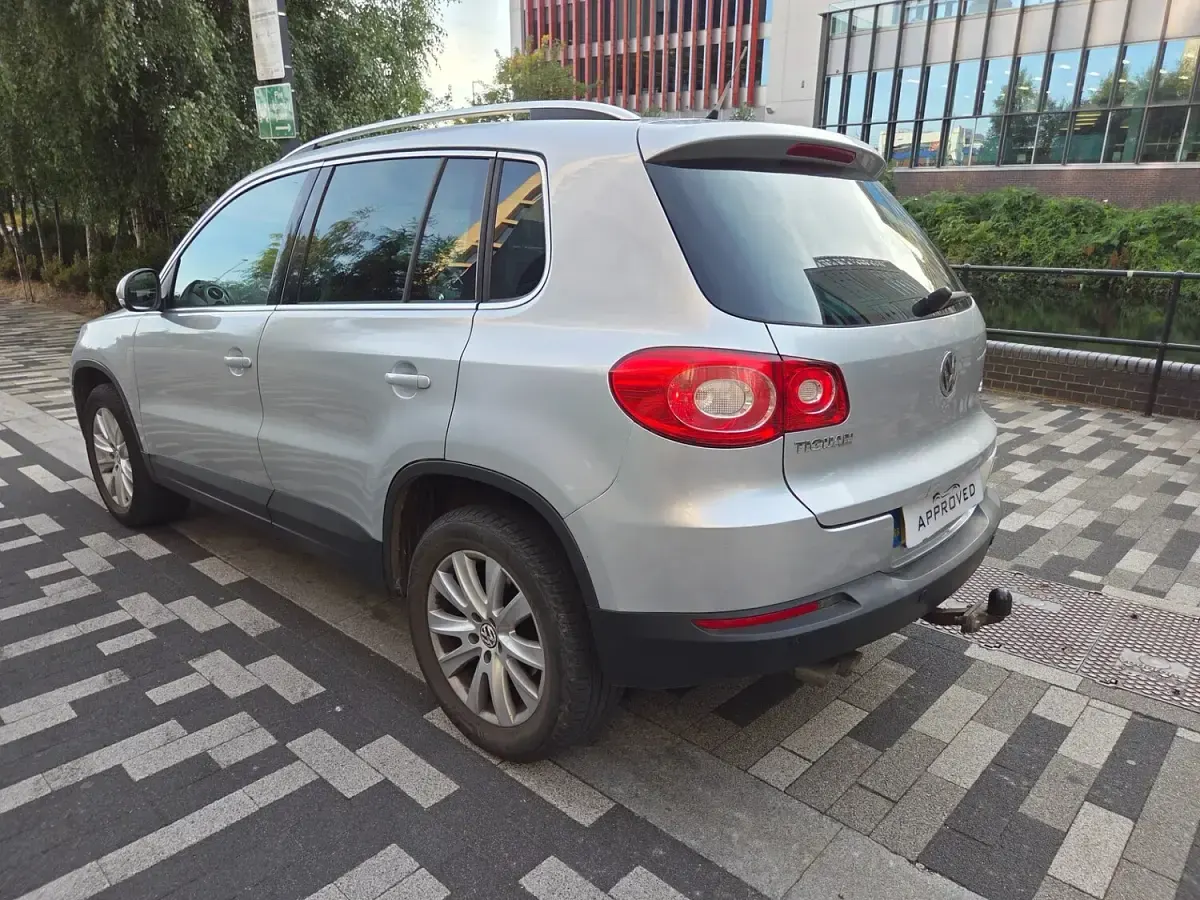 Used VW Tiguan SE 138 HP (101 kW) 2010 Silver SUV