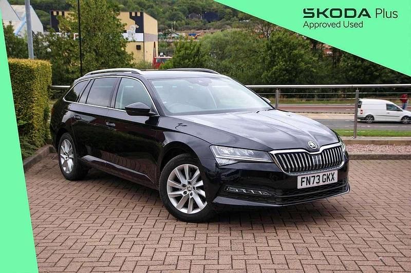 Black magic pearl effect Used 2024 Skoda Superb SE Technology Estate | £26,570 (Fair price) - Image 1/4