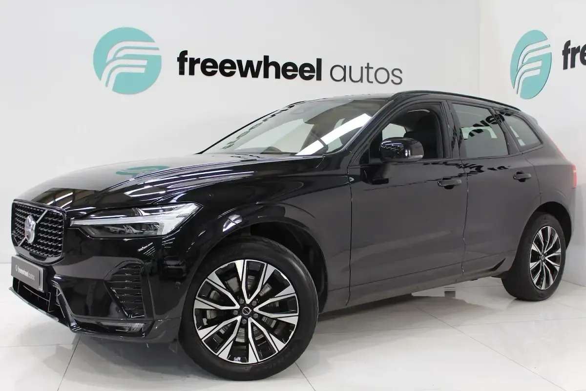 Used Volvo XC60 Plus 250 HP (183 kW) 2023 SUV