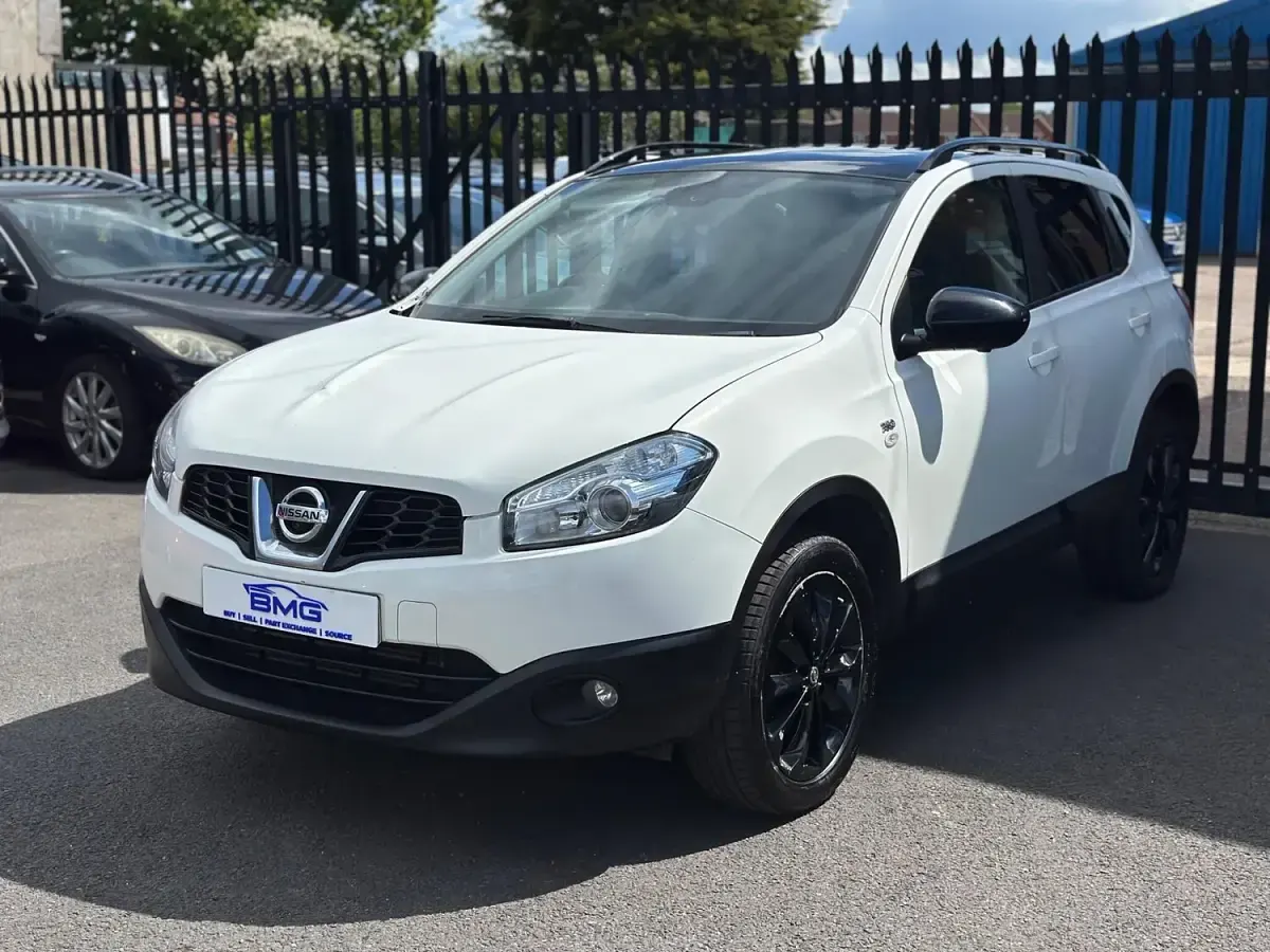 Usado Nissan Qashqai 360º 130 HP (95 kW) 2013 Branco SUV