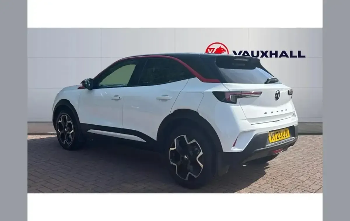 Used Vauxhall Mokka 100 HP (73 kW) 2023 White SUV