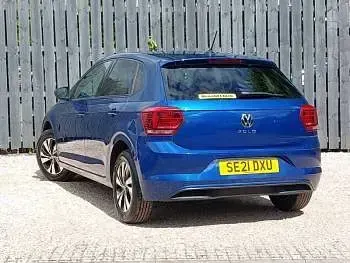 Begagnad VW Polo Match 95 HK (69 kW) 2021 Blå Halvkombi