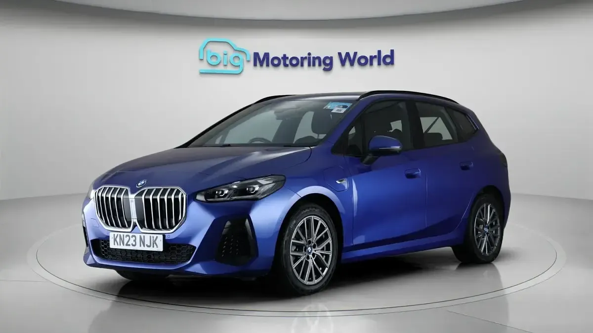 Used BMW 225 M Sport 245 HP (180 kW) 2023 Blue Hatchback