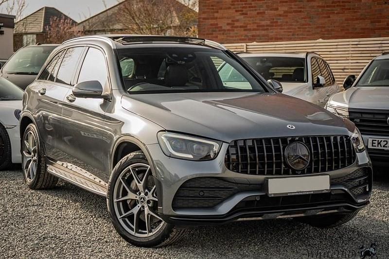 Used Mercedes GLC300 AMG Line Premium Plus 245 HP (180 kW) 2020