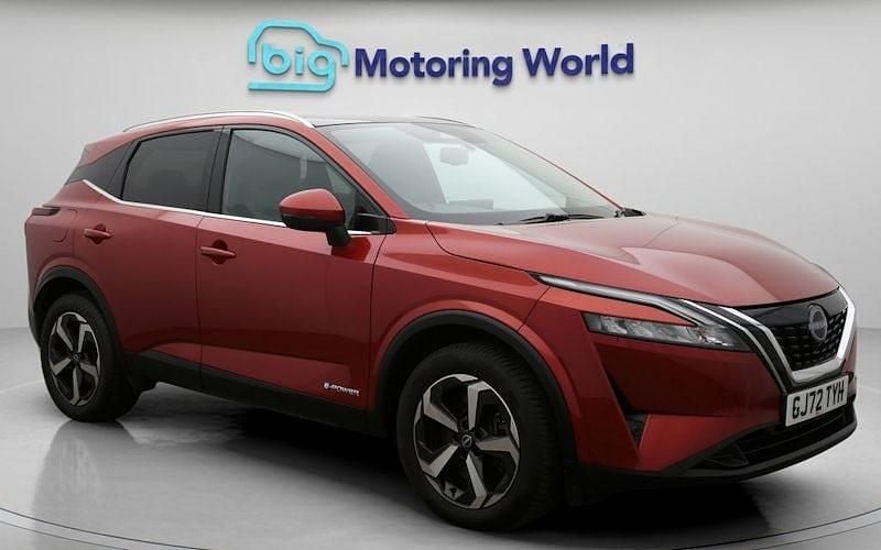 Used Nissan Qashqai N-Connecta 190 HP (139 kW) 2023 Red SUV