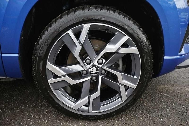 Used Skoda Karoq SportLine 190 HP (139 kW) 2025 Race blue metallic SUV