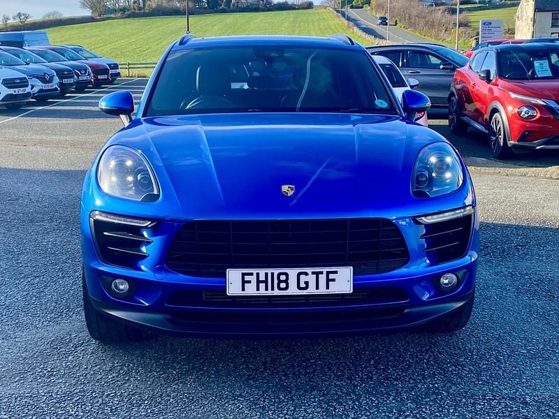 Used Porsche Macan 252 HP (185 kW) 2018 Blue SUV