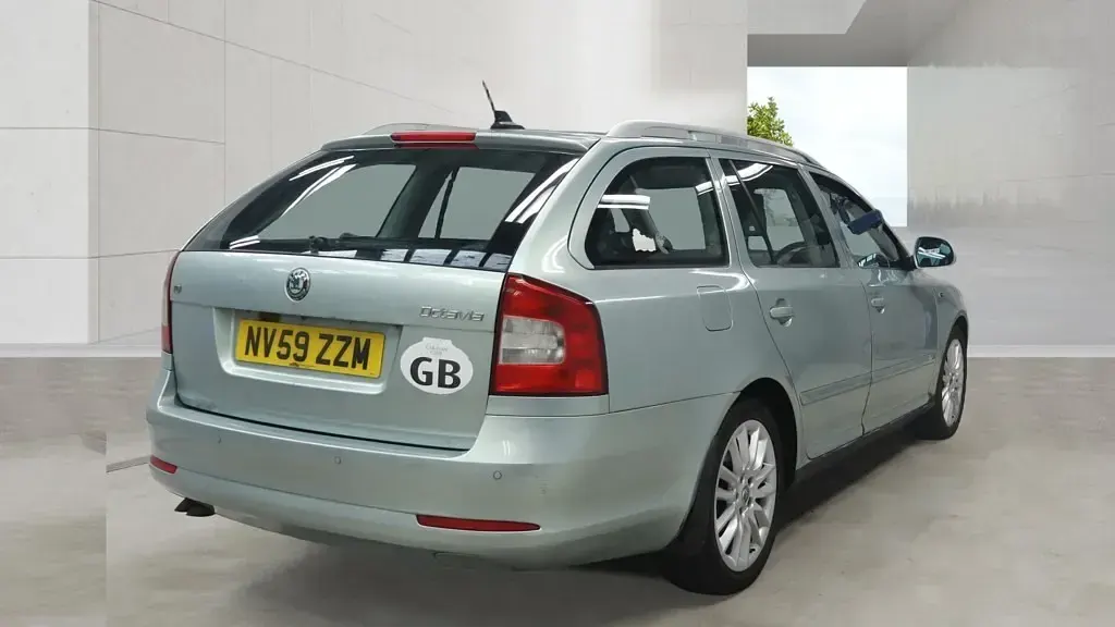 Used Skoda Octavia 2009 Green Estate