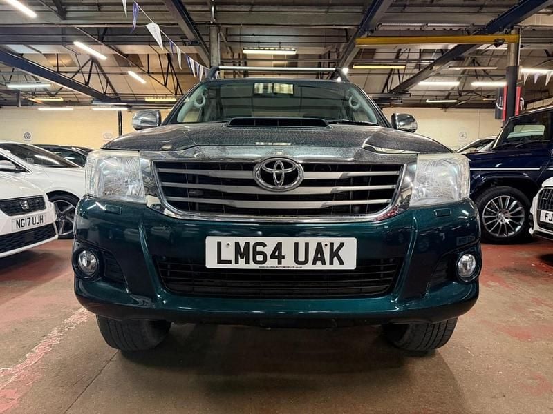 Used Toyota HiLux 2014 Green Pickup