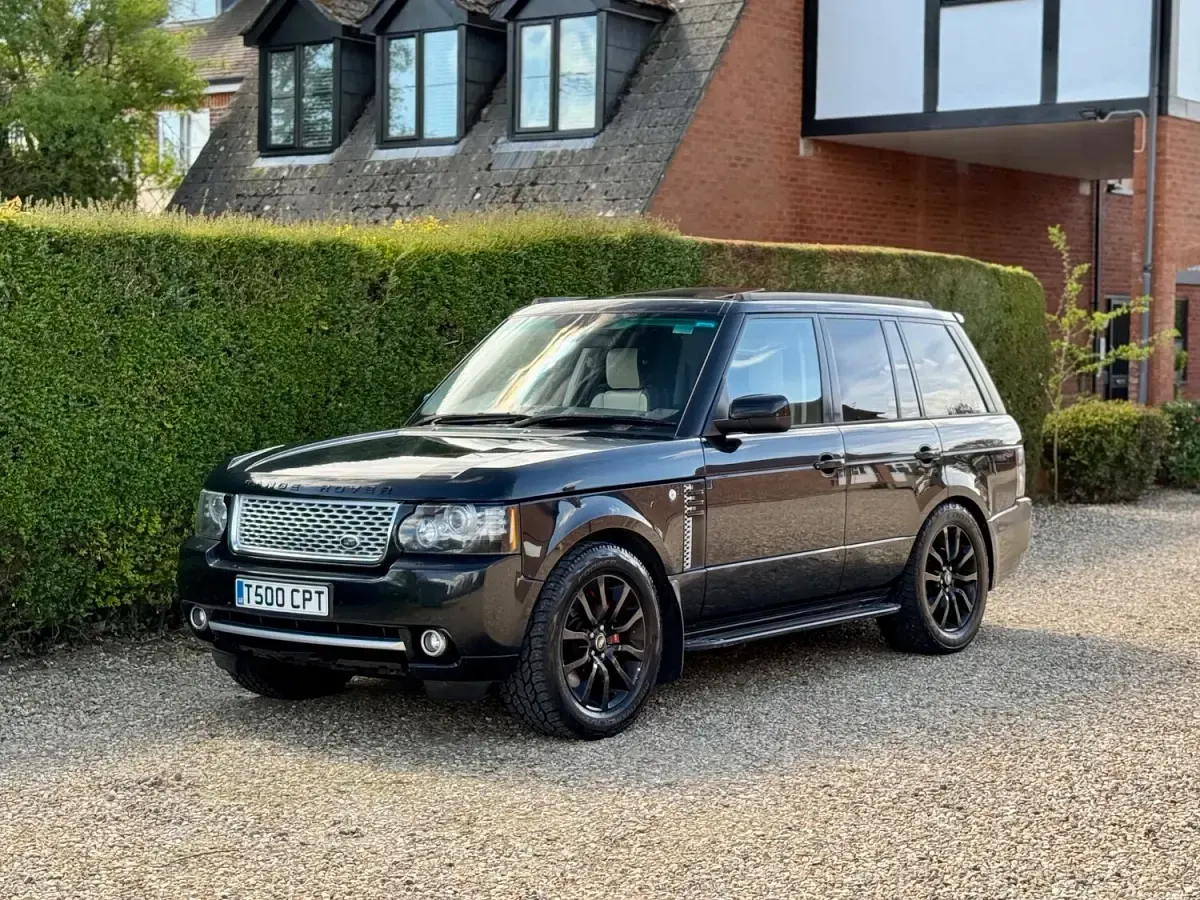 Used Land Rover Range Rover Vogue 313 HP (230 kW) 2012 Black SUV