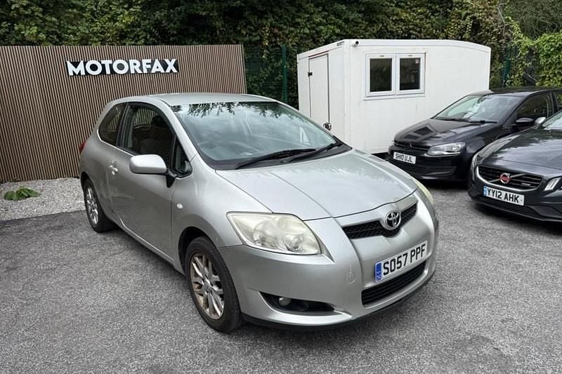 Silver Used 2008 Toyota Auris Hatchback | £990 (Super price) - Image 1/1