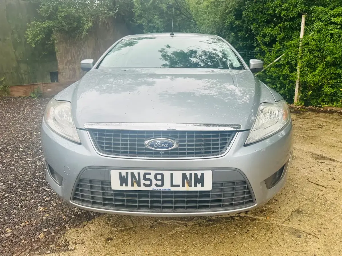 Used Ford Mondeo 145 HP (106 kW) 2009 Silver Hatchback
