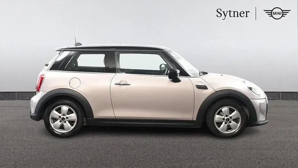 Used Mini Cooper Classic 134 HP (98 kW) 2023 Grey Hatchback