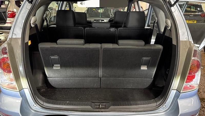 Used Toyota Corolla Verso T3 129 HP (94 kW) 2006 Blue MPV