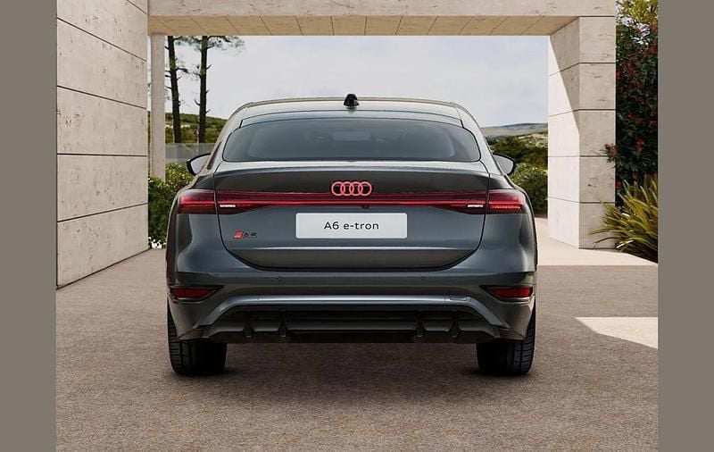 New Audi e-tron S-Line 206 kW (281 HP) 2025 Other SUV