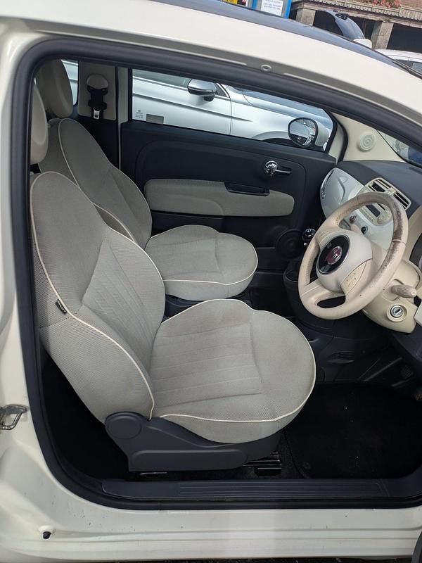 Usado Fiat 500 Lounge 69 HP (50 kW) 2013 Branco Citadino