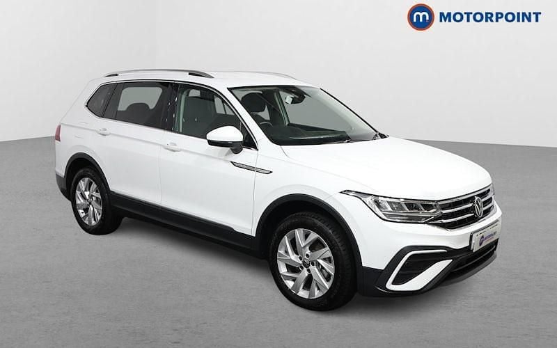White Used 2024 VW Tiguan Allspace Life SUV | £26,899 (Fair price) - Image 1/4