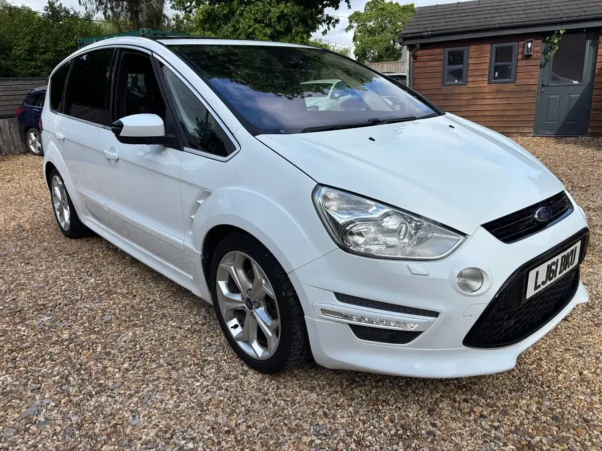 Used Ford S-MAX Titanium X 163 HP (119 kW) 2011 White MPV