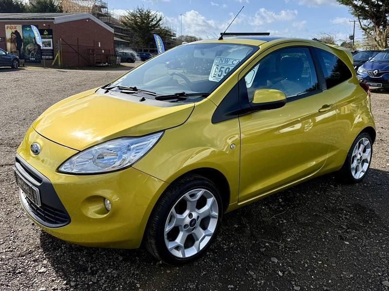 Used Ford Ka Zetec 69 HP (50 kW) 2016 Yellow Hatchback