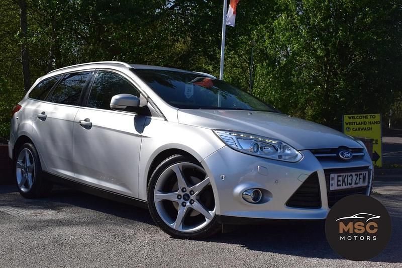 Usado Ford Focus Titanium X 163 HP (119 kW) 2013 Prateado Carrinha