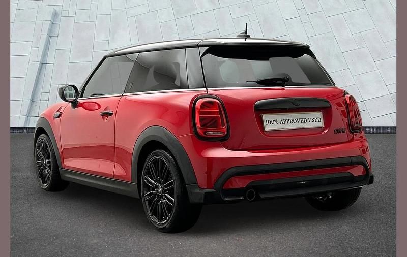 Used Mini Cooper Exclusive 134 HP (98 kW) 2023 Red Hatchback