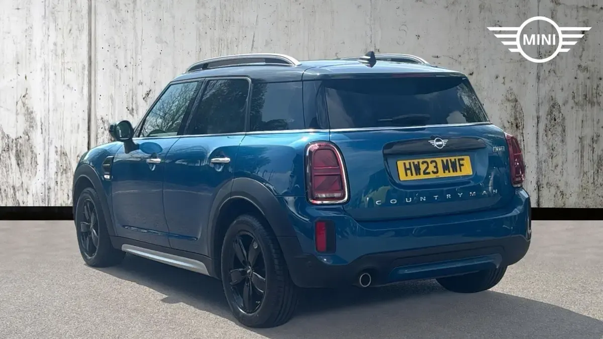 Used Mini Cooper Countryman Classic 136 HP (100 kW) 2023 Island blue SUV