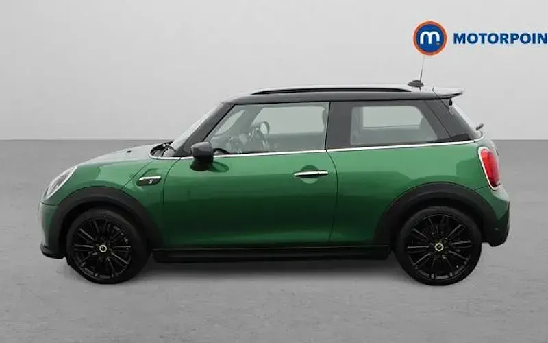Used Mini Cooper Level 2 135 kW (184 HP) 2023 Hatchback