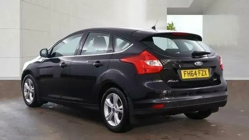 Used Ford Focus Zetec 2014 Black Hatchback