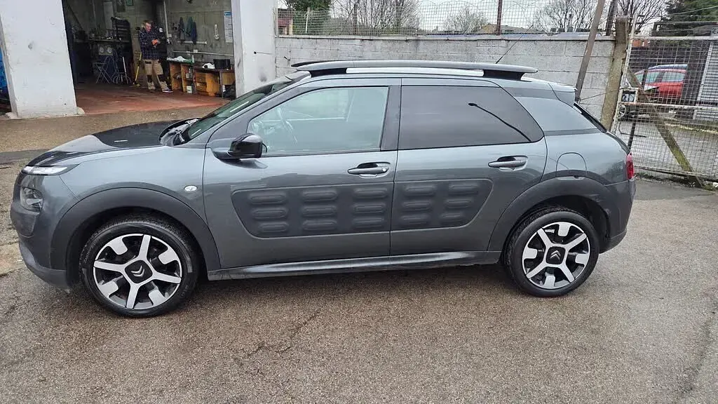 Used Citroën C4 Cactus Flair 2015 Grey Hatchback