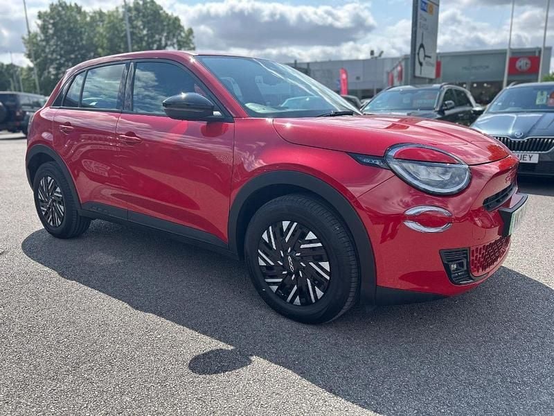Red Used 2025 Fiat 600E Red SUV | £18,794 (Fair price) - Image 1/4