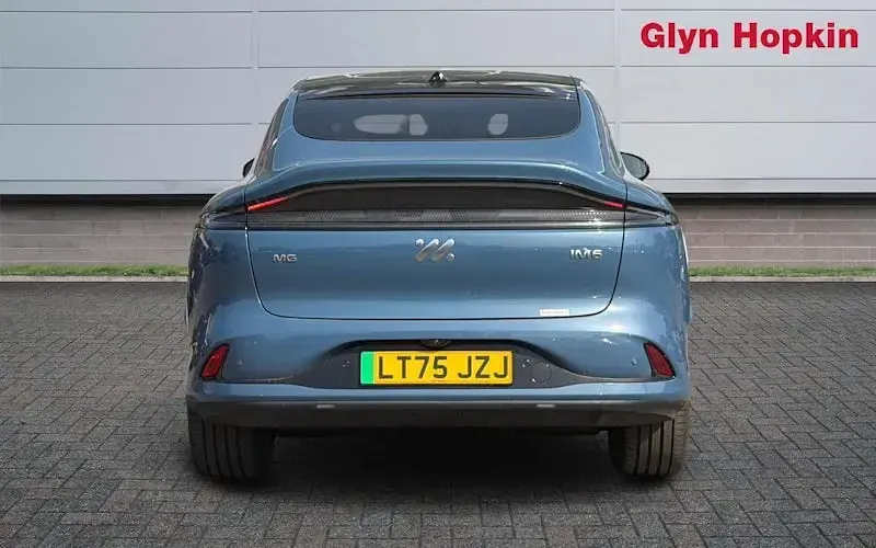 New MG IM6 553 kW (752 HP) 2025 Blue SUV