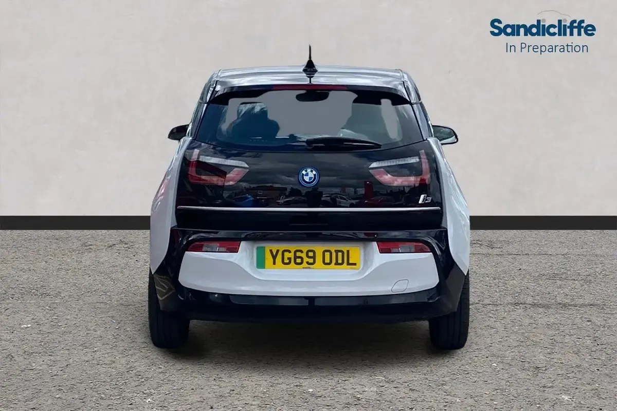 Used BMW i3 Comfort Edition 125 kW (170 HP) 2022 White Hatchback