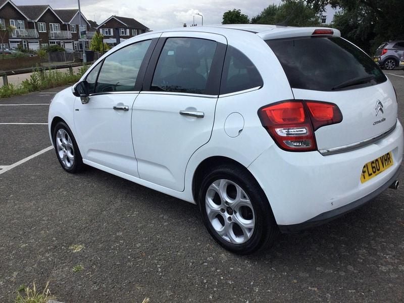 Used Citroën C3 Exclusive 2010 White Hatchback