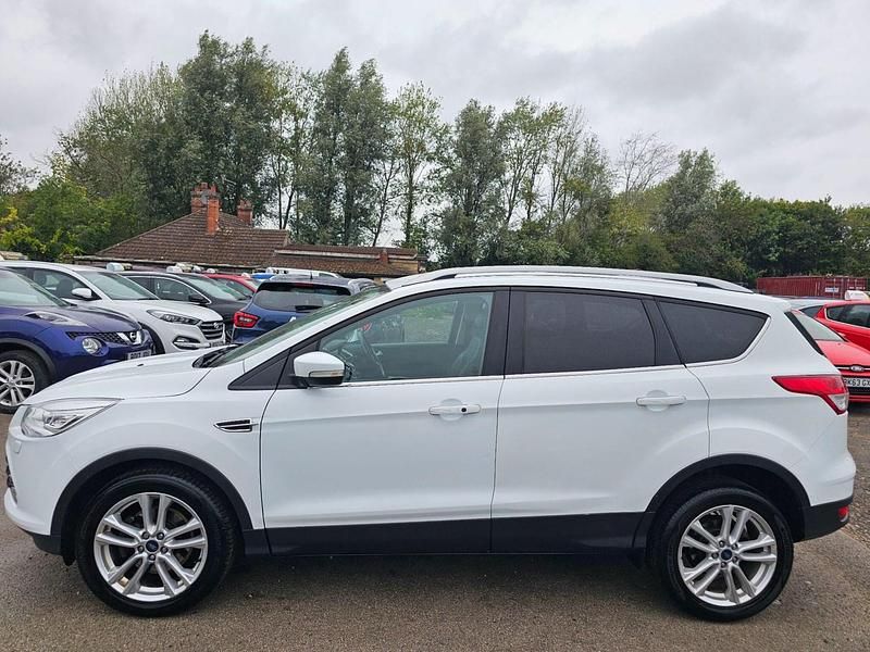 White Used 2013 Ford Kuga Titanium X SUV | £7,000 (Fair price) - Image 1/4