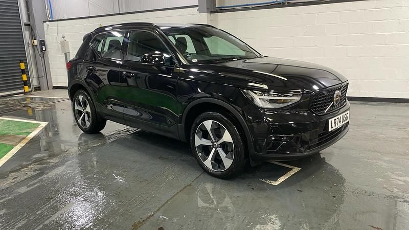 Black Used 2024 Volvo XC40 Plus SUV | £28,498 (Fair price) - Image 1/4