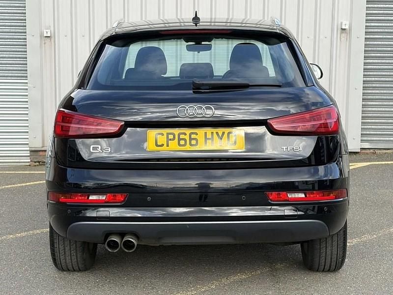 Used Audi Q3 Design 150 HP (110 kW) 2016 Black SUV