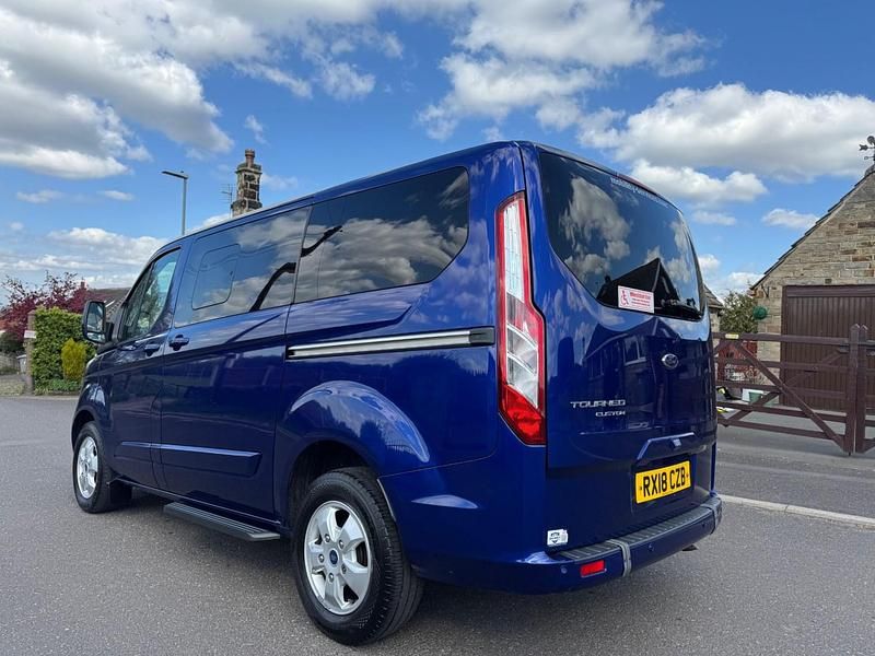 Usado Ford Tourneo Titanium 2018 Azul Monovolume