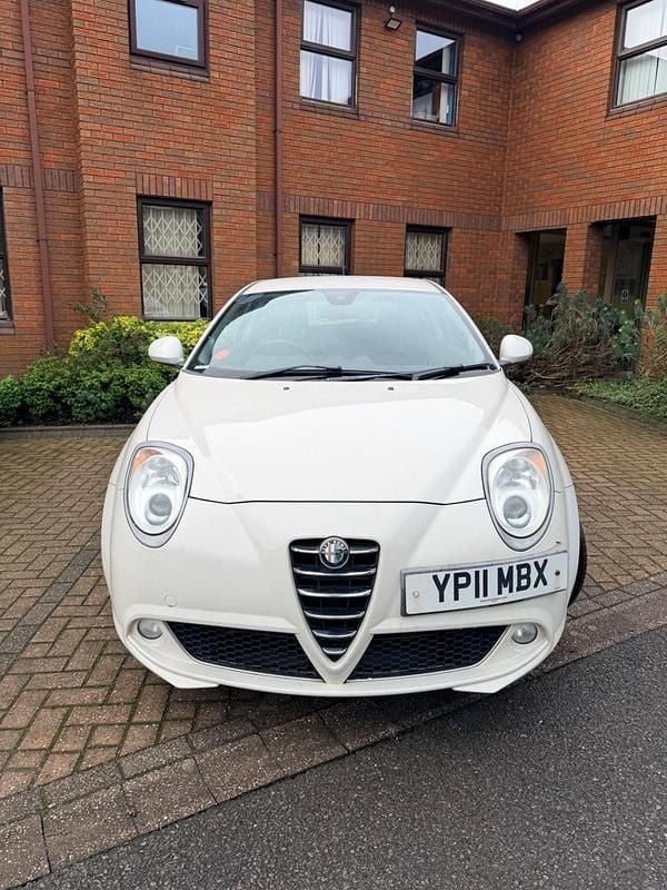 Used Alfa Romeo MiTo Sprint 2011 White Hatchback