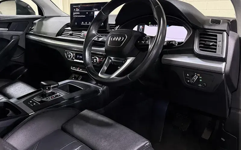 Used Audi Q5 Sport 204 HP (150 kW) 2021 Grey SUV