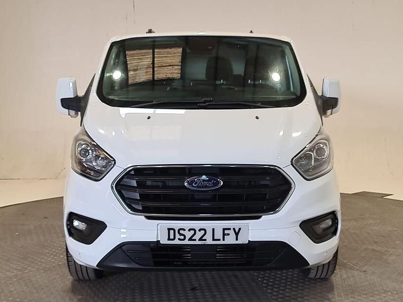 Used Ford Transit Custom Limited 130 HP (95 kW) 2022 White Van