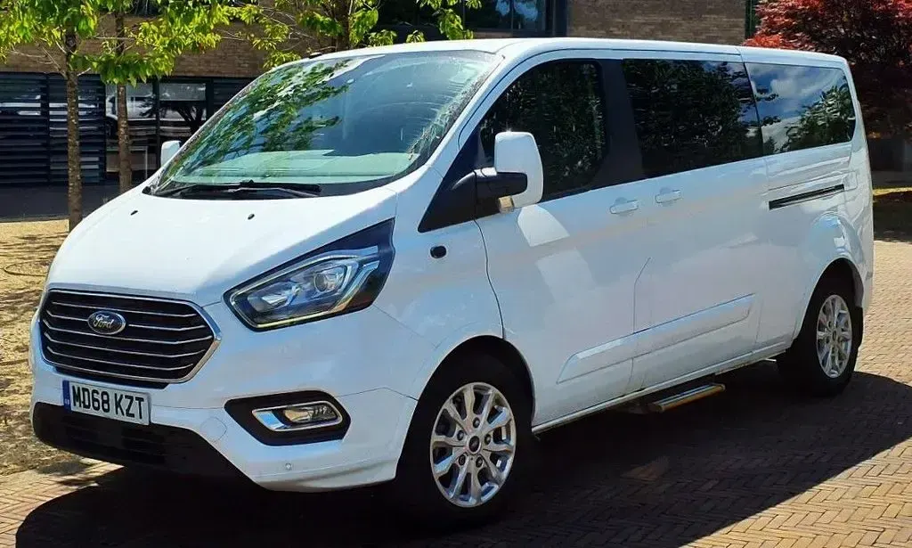 Used Ford Tourneo Titanium 130 HP (95 kW) 2019 White MPV
