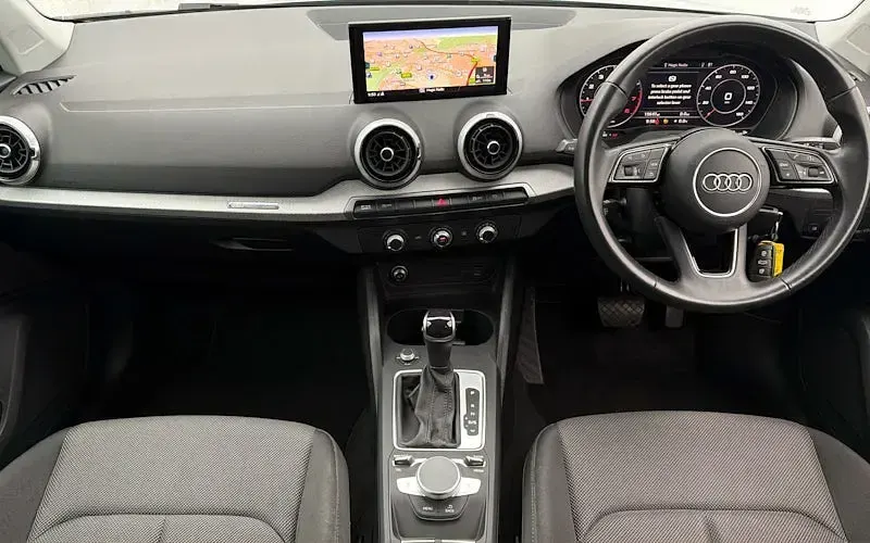Used Audi Q2 Sport 150 HP (110 kW) 2022 Silver SUV